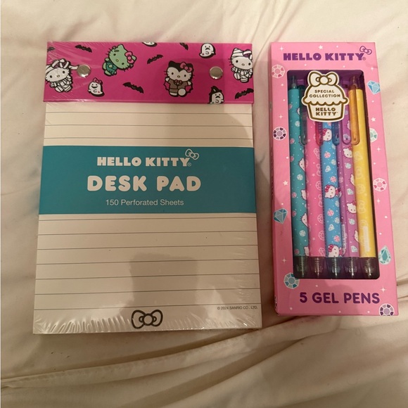 Hello Kitty | Office | Hello Kitty Pink And Blue Desk Pad And Gel Pens ...